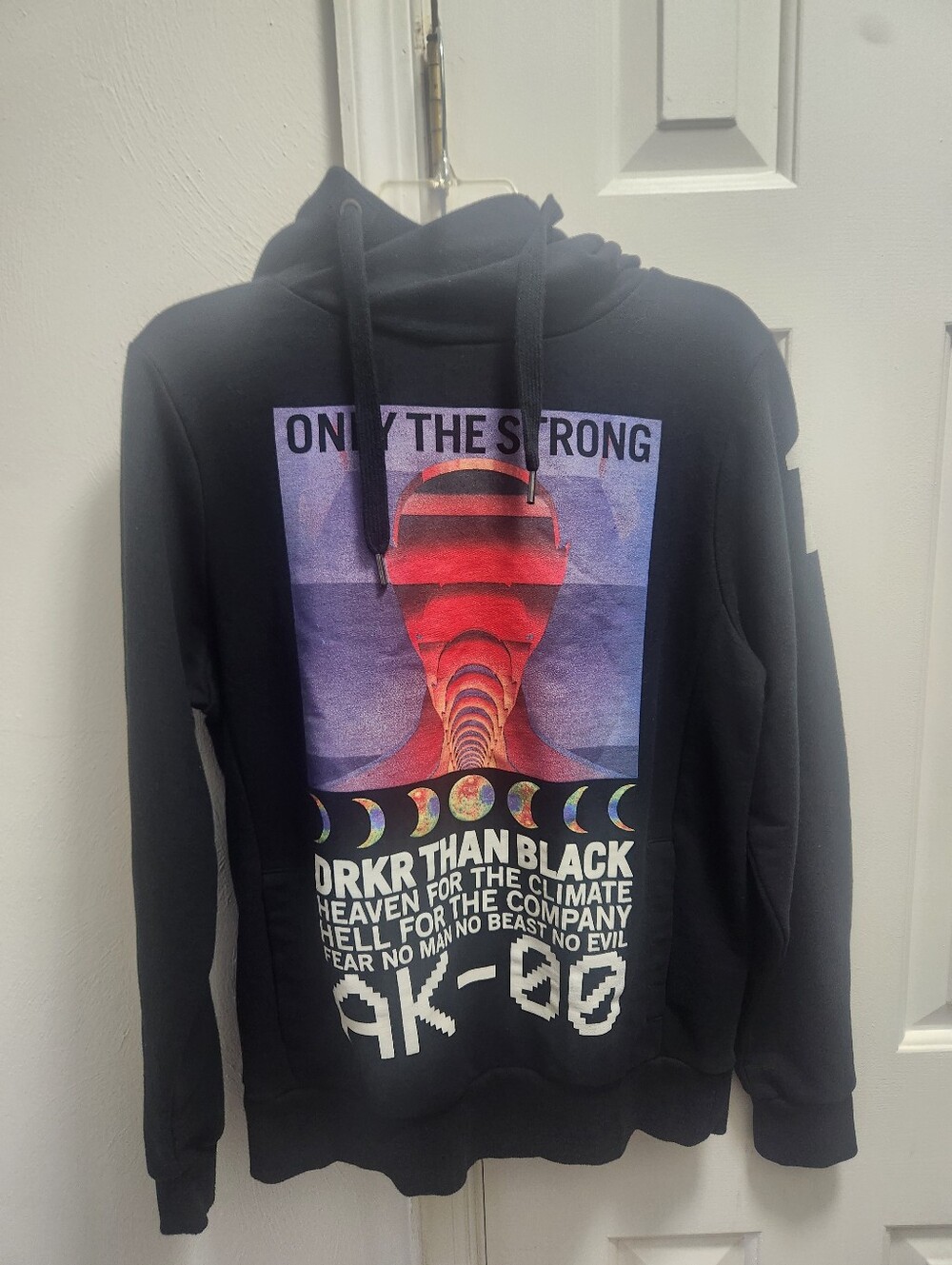 Akoo Men's Black Graphic Hoodie with Multicolor Print Sise Med